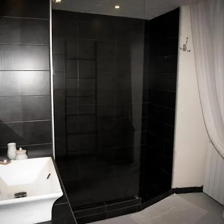 Bed & Breakfast La Cascade De Saintonge Saint-Meme-les-Carrieres