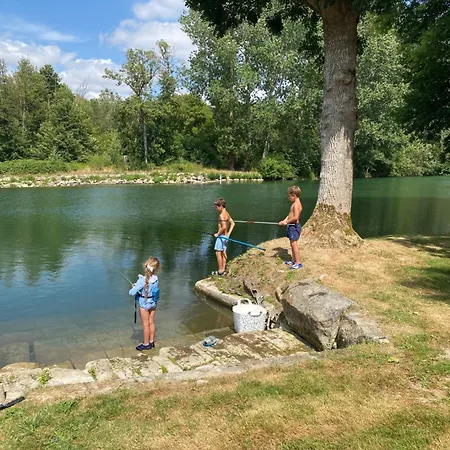 Nocleg ze śniadaniem La Cascade De Saintonge 3*